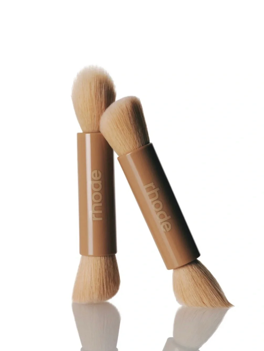 NEW✅Rhode Pocket Brush